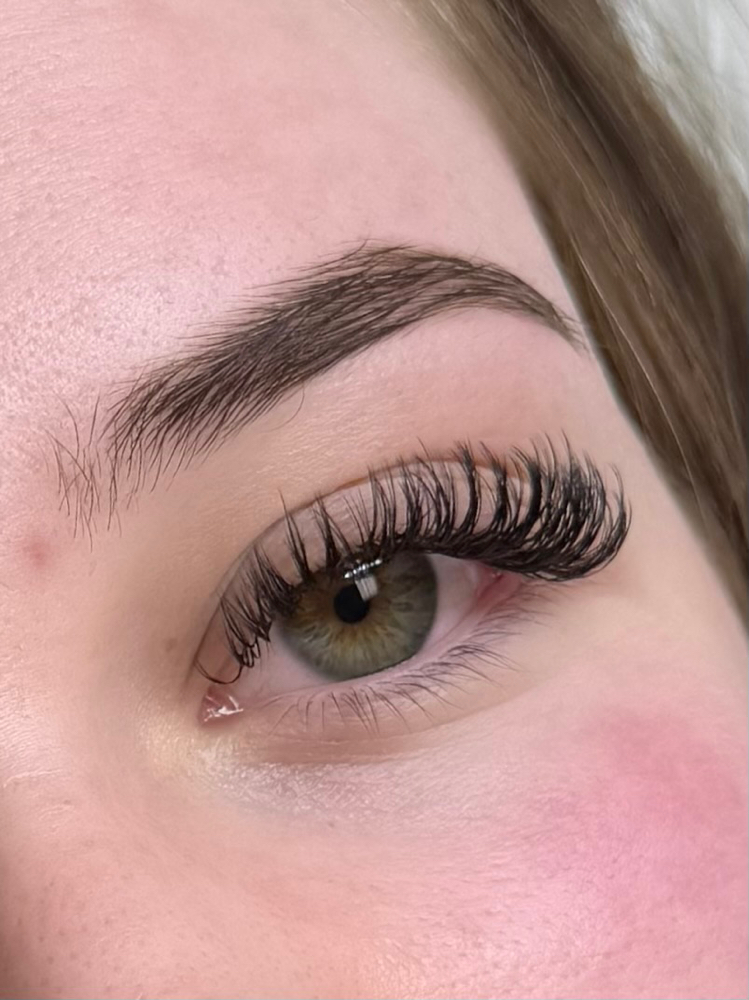 Angel 2 Week Fill at Luxe Lash    by Skyler in Waterloo, IA