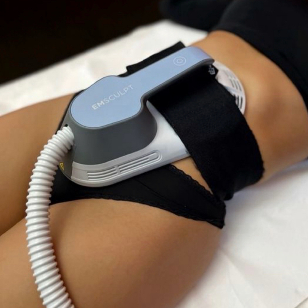 Ems Slim Sculpt 10 session at The Sisters Beauty Room in Palm Desert, CA