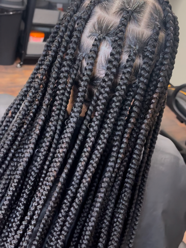 Medium Knotless Braids