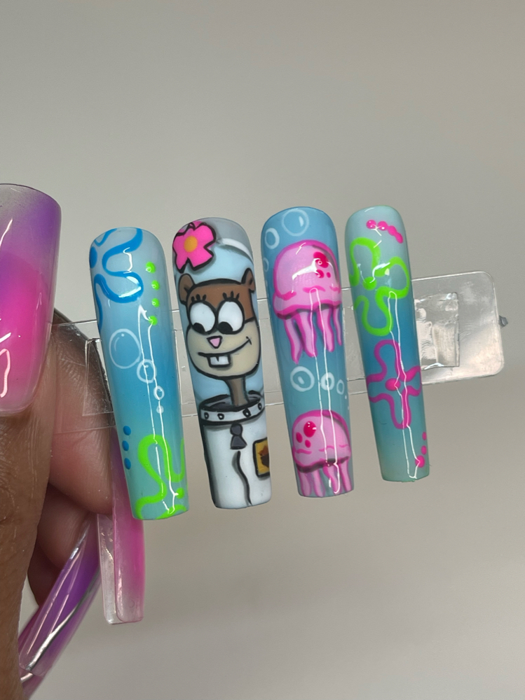 Nail Art | 4 Characters