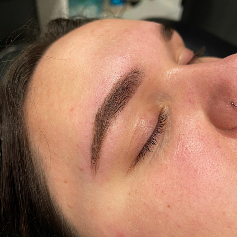 Brow Tinting