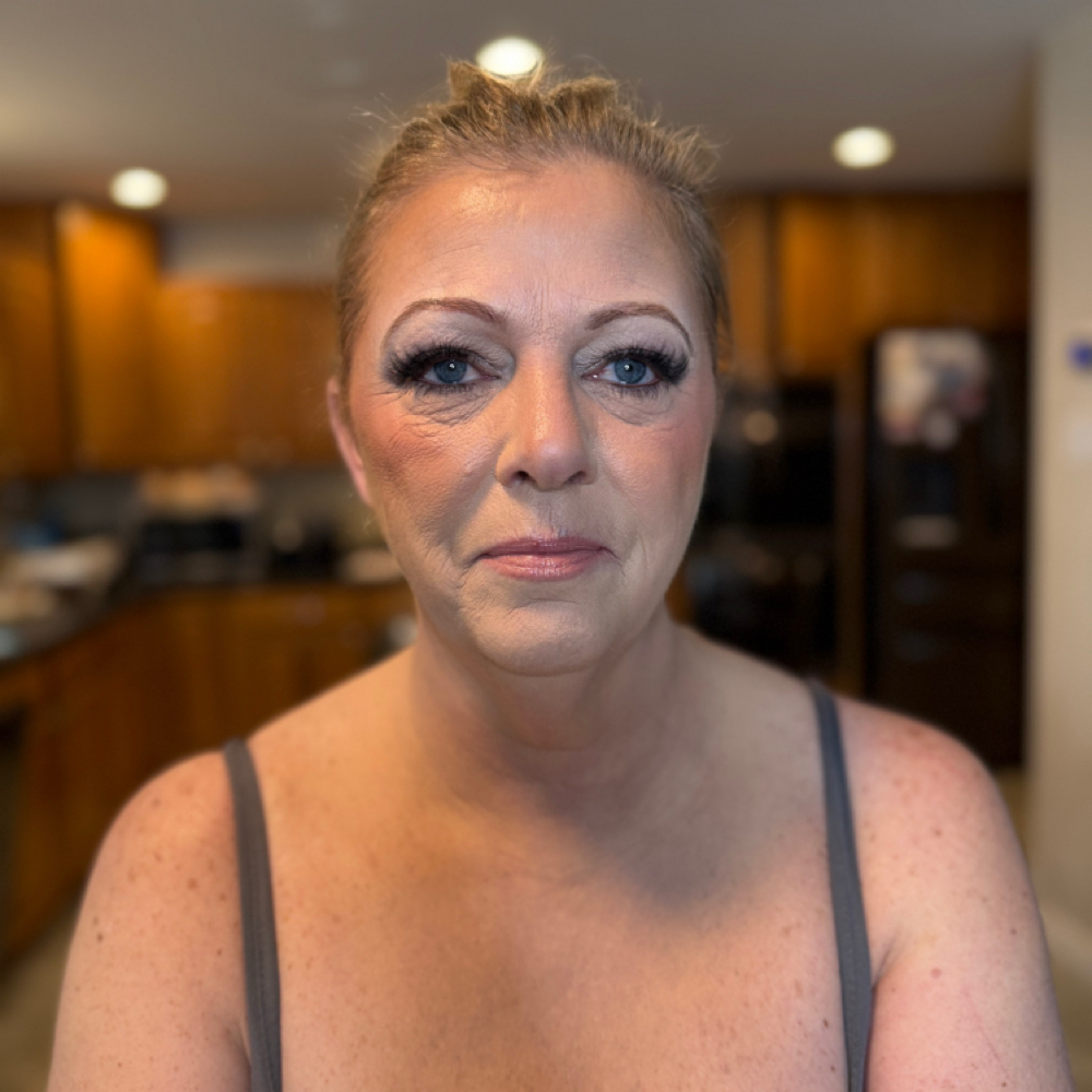 Mother Of The Bride/Groom Package at Battie Beauty in San Antonio, TX
