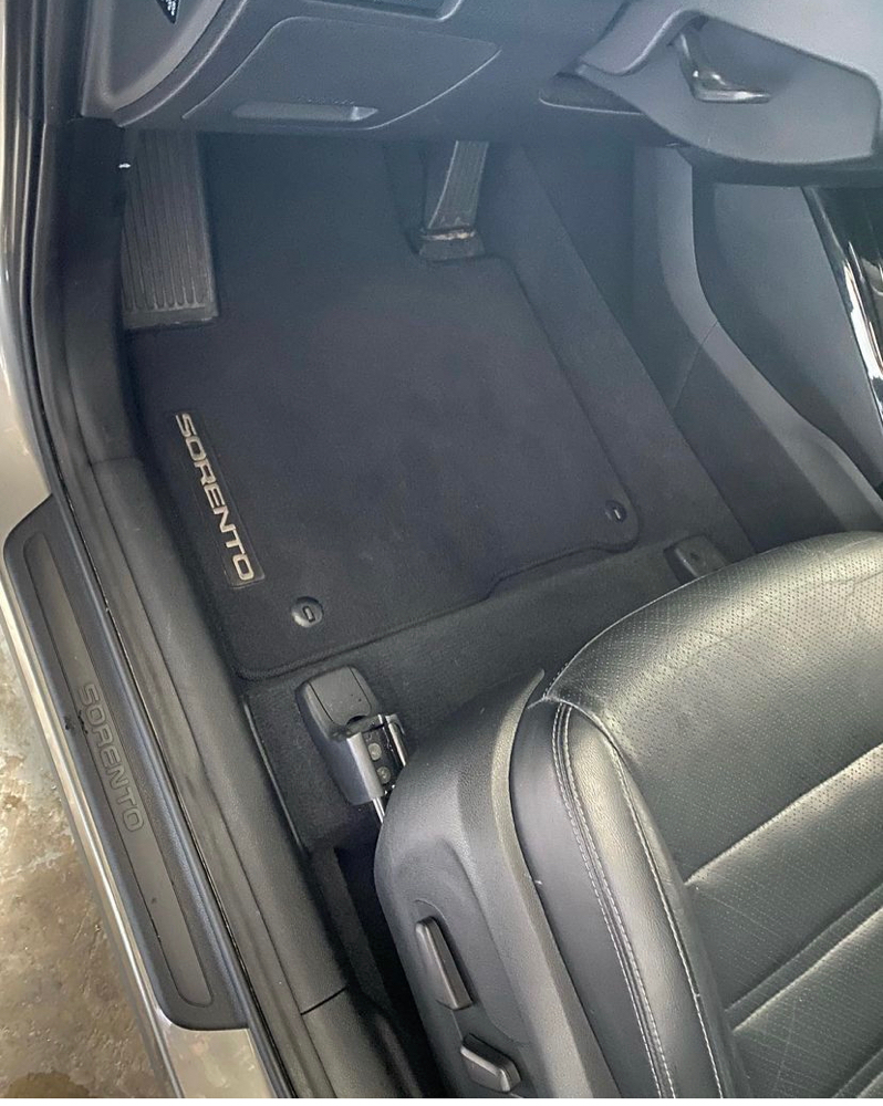 Level 2 Detailing at Cleve’s Tint And Auto Detailing in Bradenton, FL