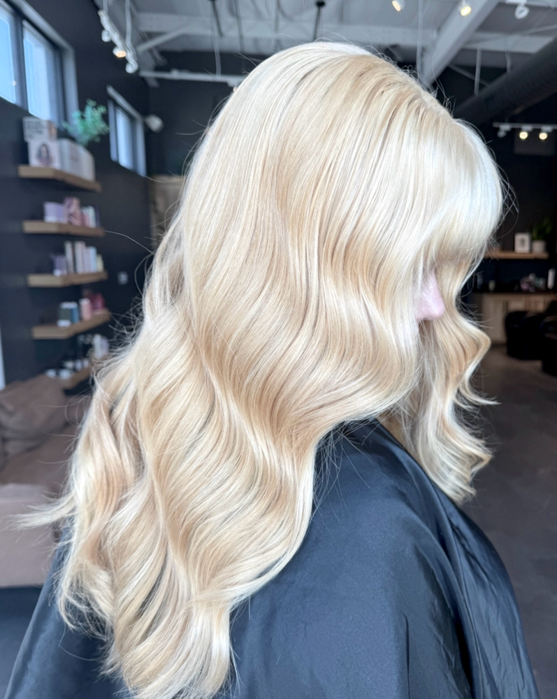 BLEACH & TONE RETOUCH at Natalie Scarborough in Port Allen, LA
