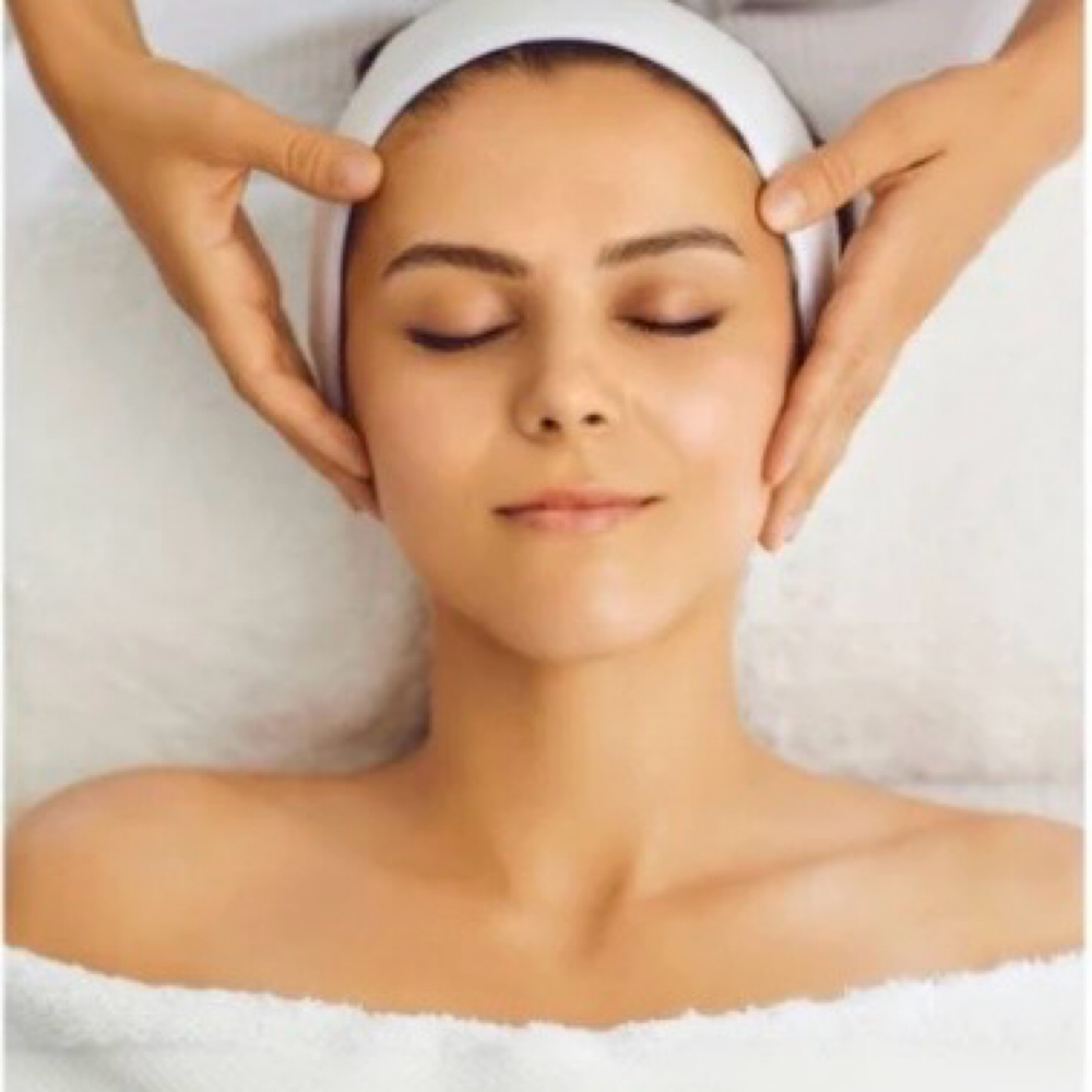 Dermaplaning With Chemical Peel at Glowing Skin by Lotz in Longwood, FL