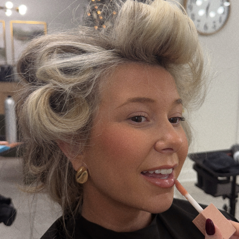 Bombshell Blowout at Hair By Hailey Bradley in Mobile, AL