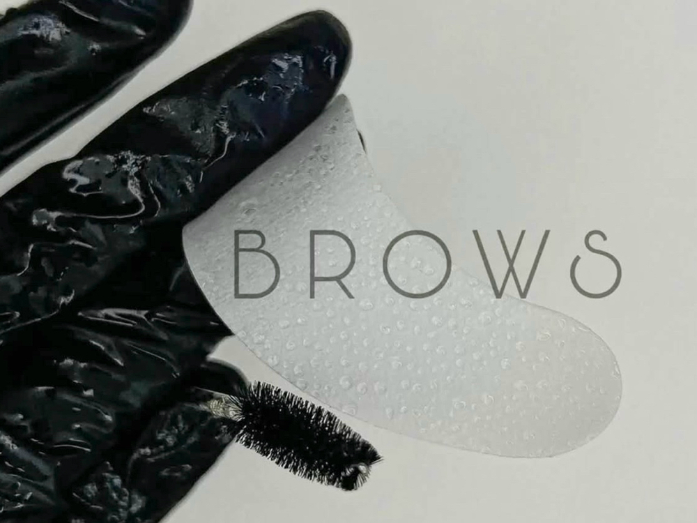 Eyebrow Lamination + Wax