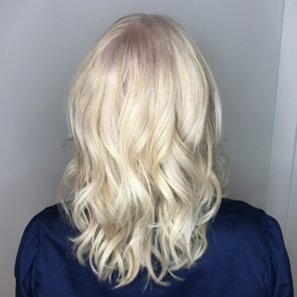 Bleach and Tone at Jessica Shaun Hair in Saint Louis, MO