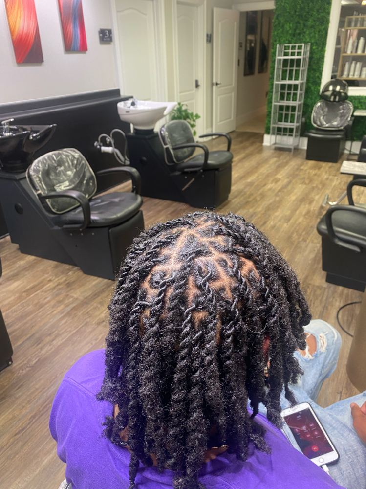Loc Retwist & Style