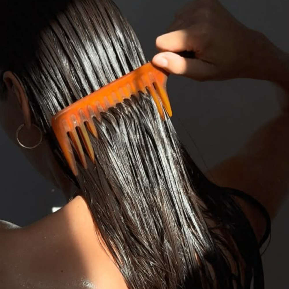 Deep Conditioning Treatment at Crave Collective-Paris in Overland Park, KS