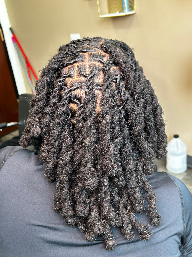 Rewist & Style at Russia Letrice in Oak Lawn, IL