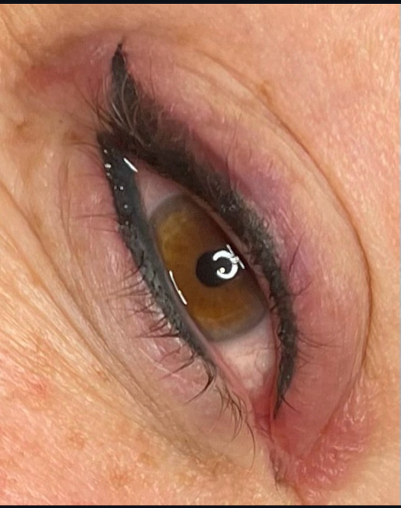 Smokey Wedge Eyeliner