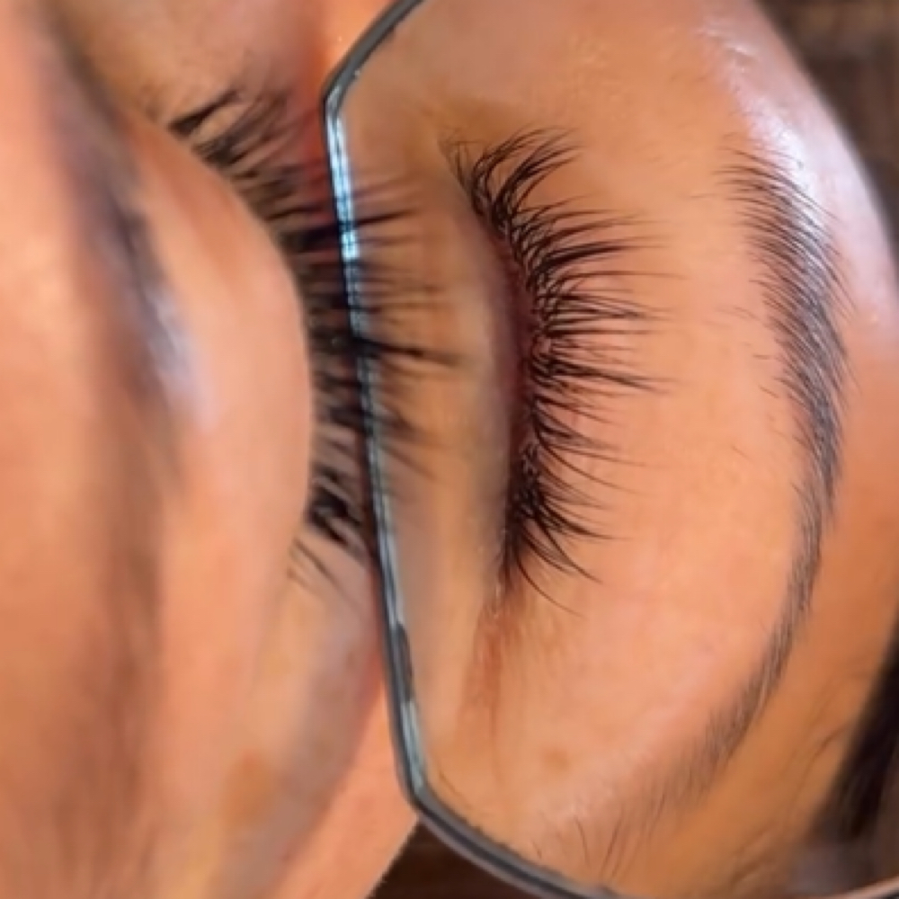 1:1 Lash Extensions classes at Josie X Aesthetics in Carson, CA