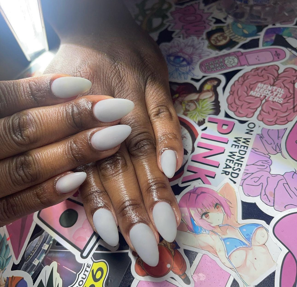 Medium Nails