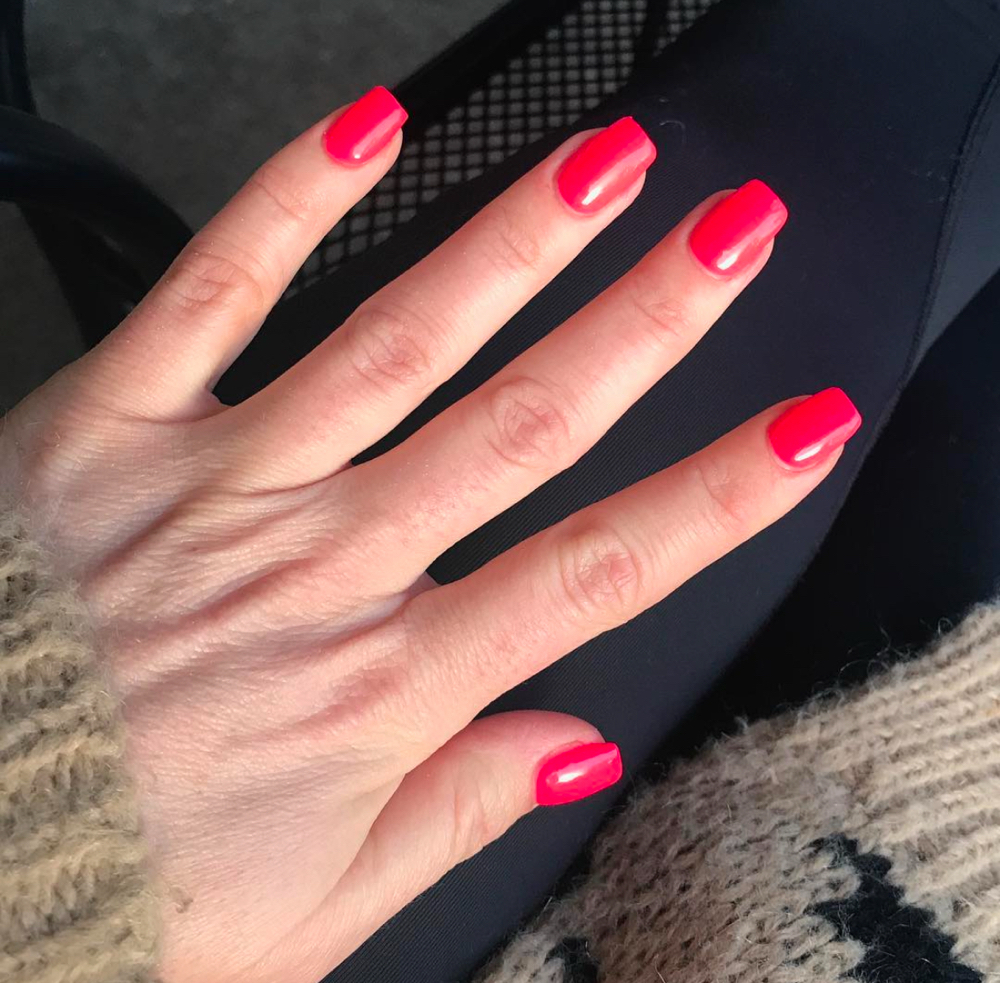 Hard Gel Mani