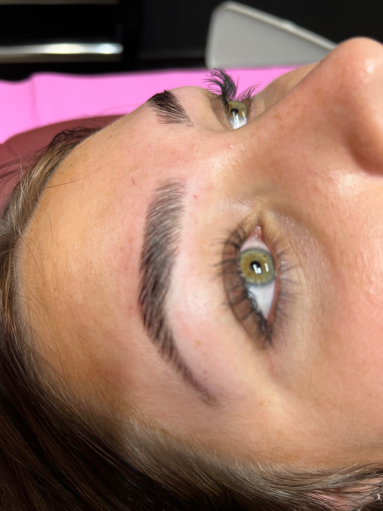 Eyebrow Lamination & Makeover