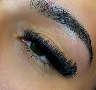 Mega Volume Lashes Extension
