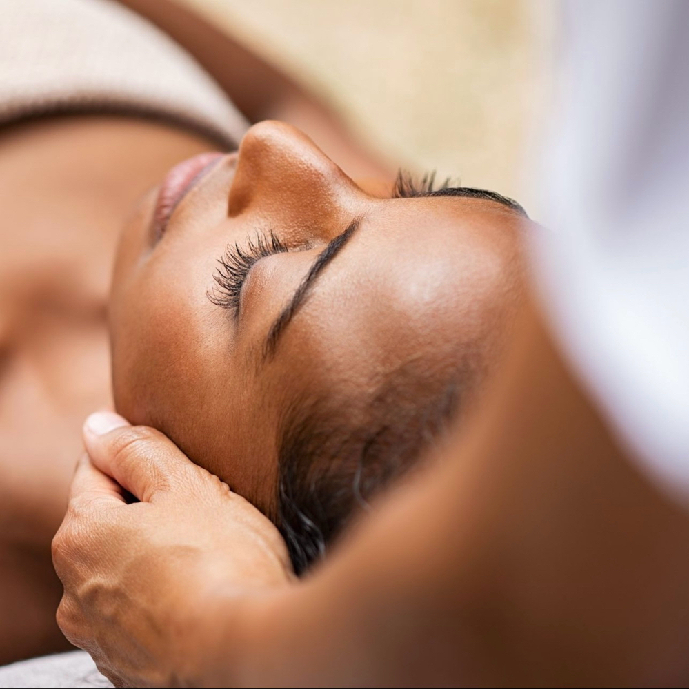 Relaxing Custom Result Facials