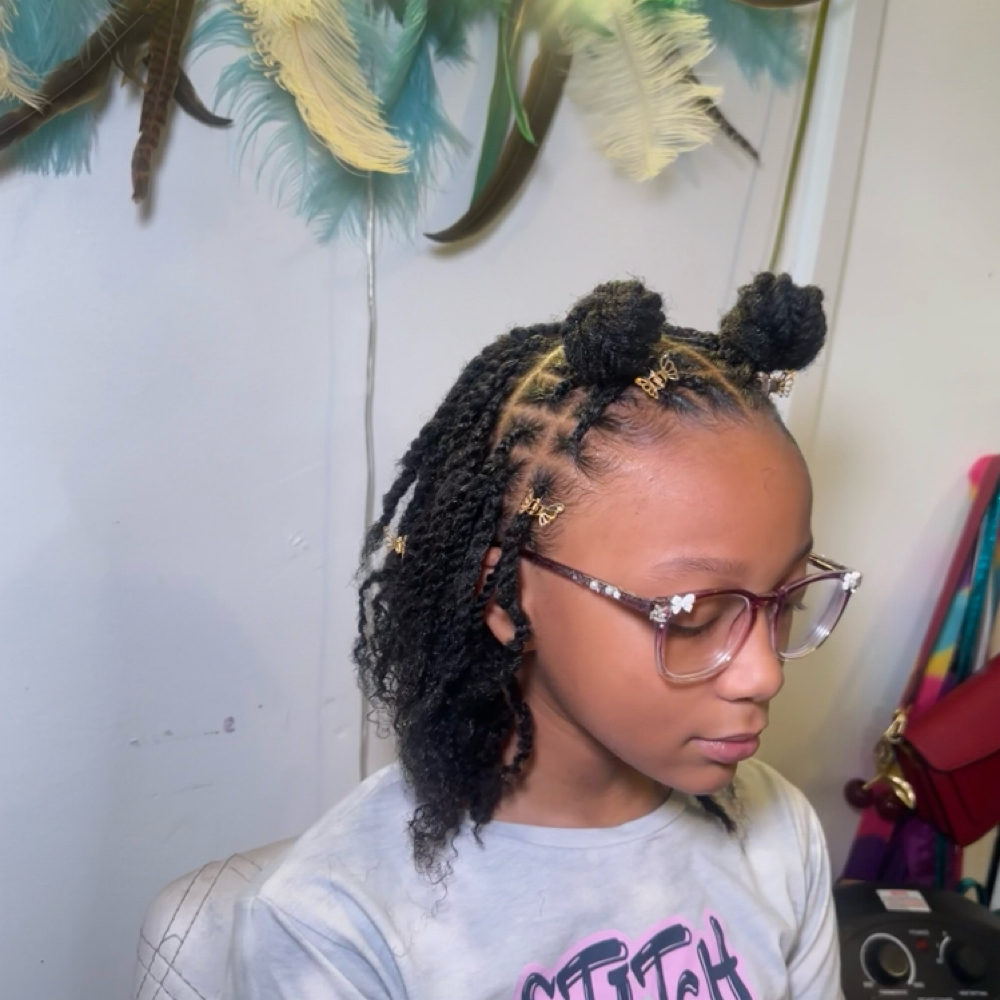 Kids Extended Twist - Mid Back/Bob at THEZOEWAYY in Park Forest, IL