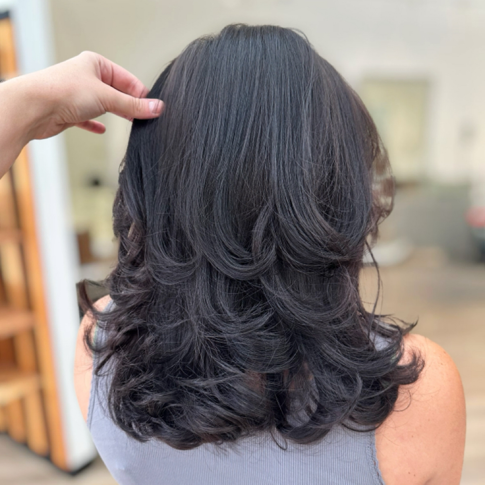 Disco Diva Style Set at Groovy Beauty Babes in San Antonio, TX