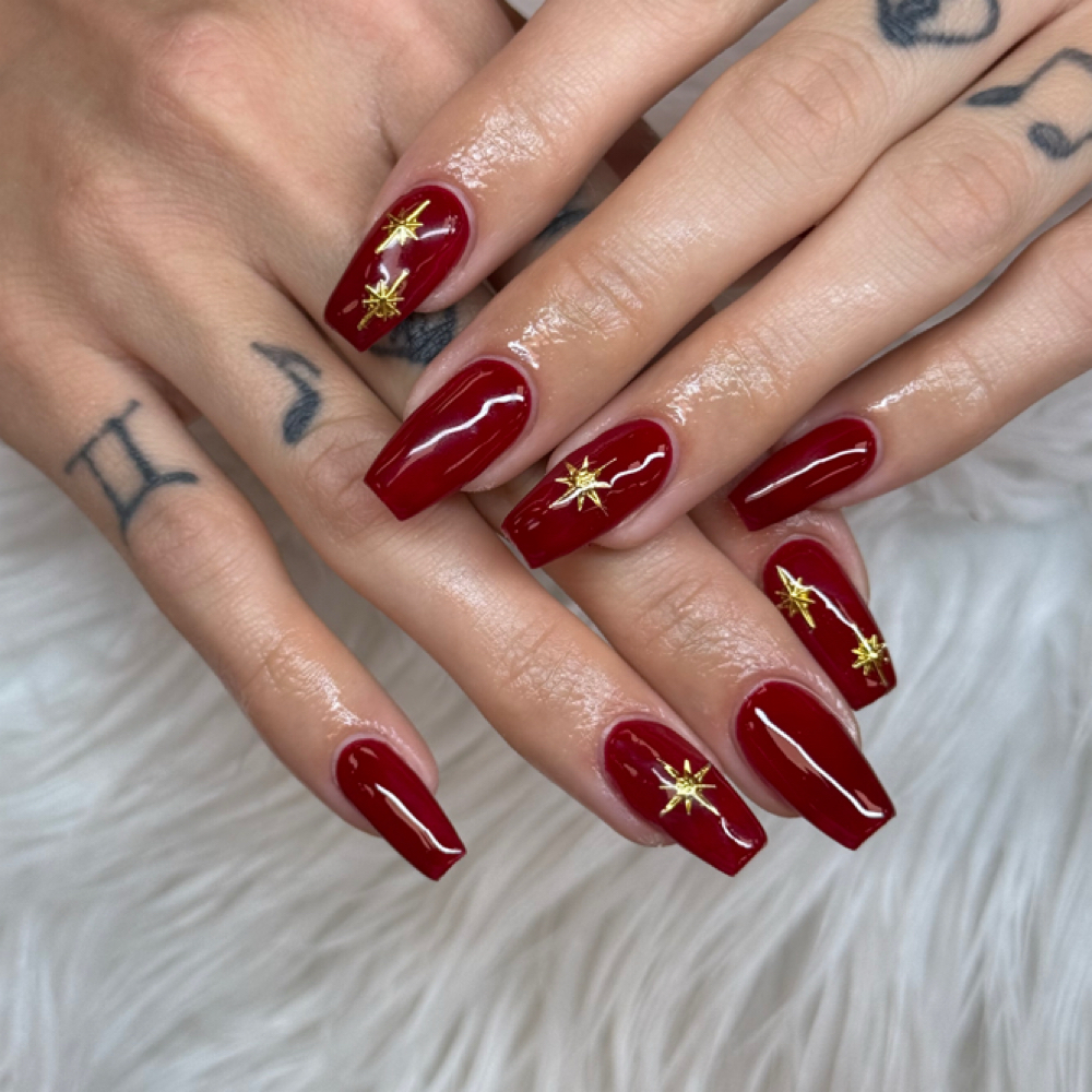 Designs-Simple at Luxor Nails  385-303-2314 in Syracuse, UT