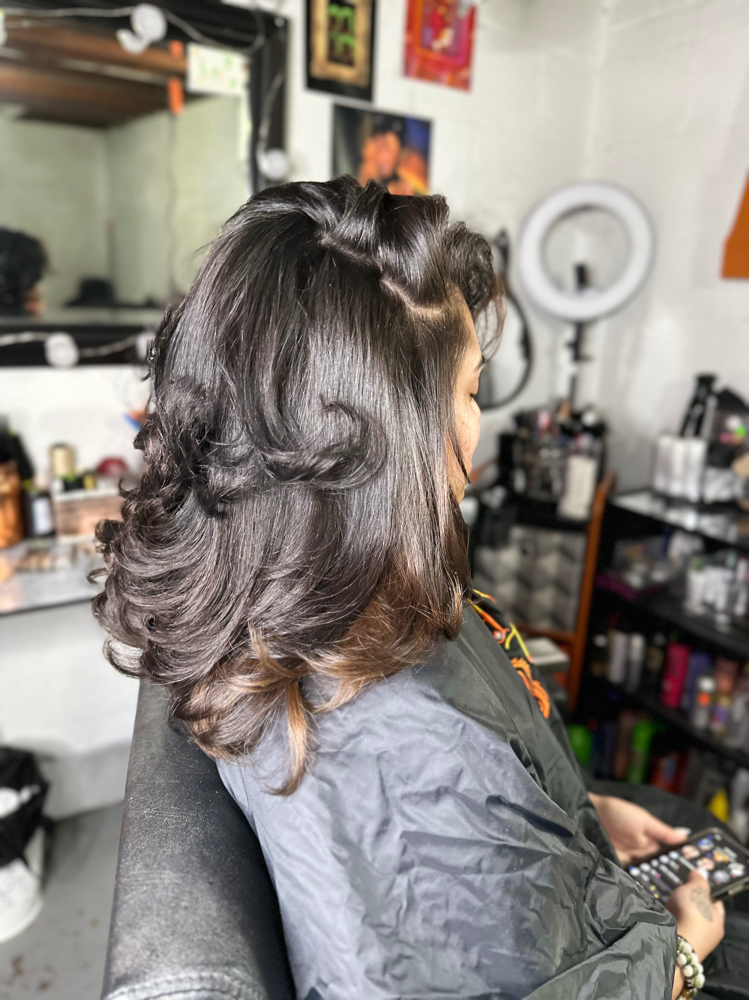 Shampoo & BlowOut at Malayzian Stylez in Hammond, IN