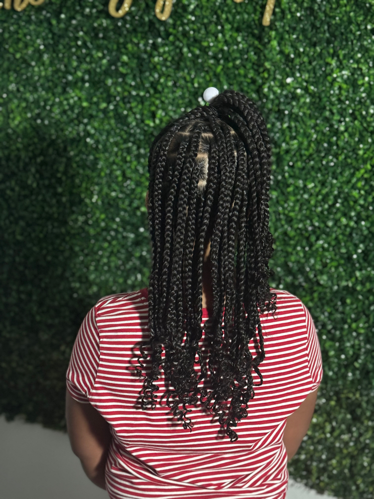 Kid Medium Knotless (Under 10)
