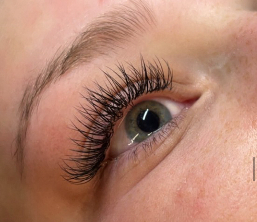 Full Set Classic Lashes at Dyllin Derrick in Thatcher, AZ