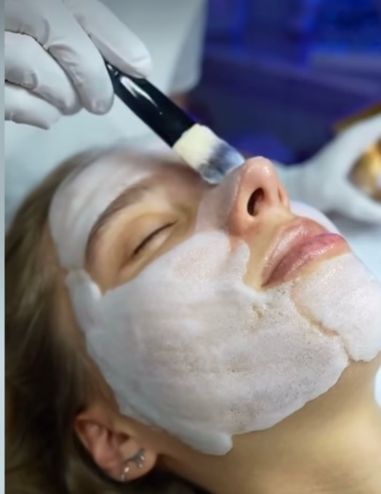 Luxe Basic Facial