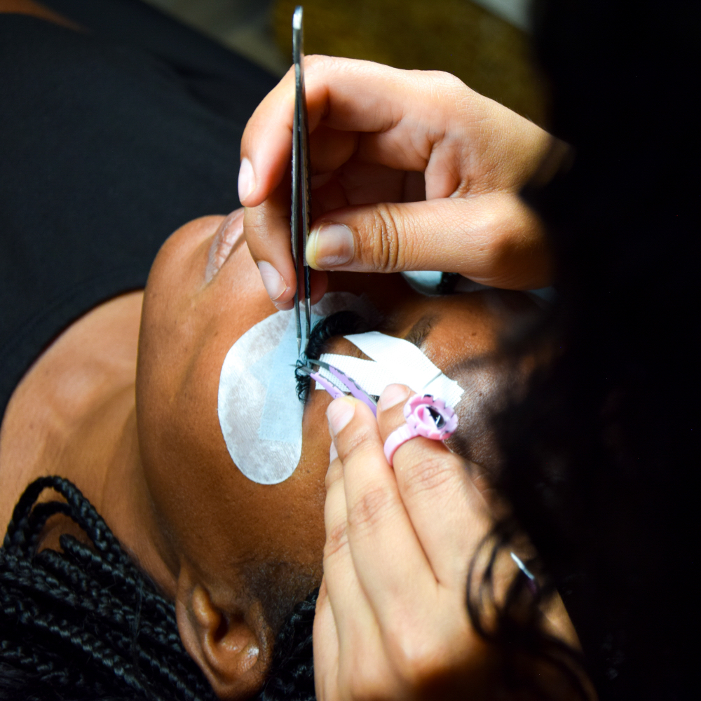 8 Hr- 2 Day Lash course