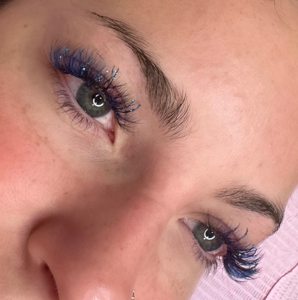 Russian Volume/ Colored Full Set