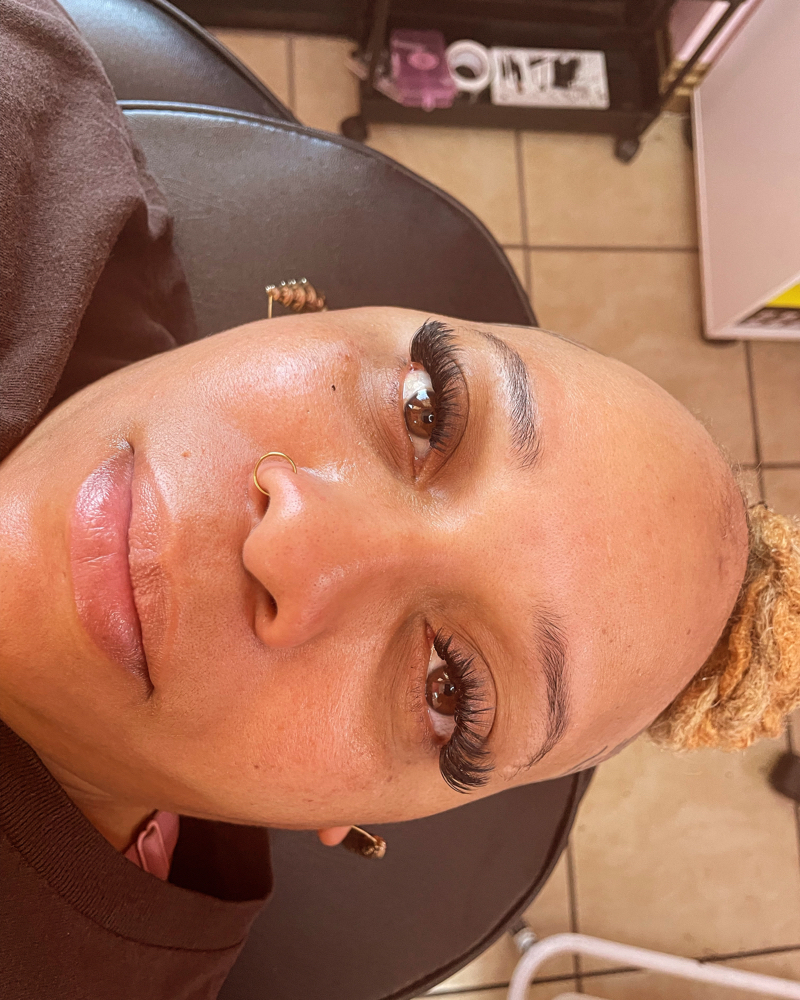 Volume Cluster Lashes