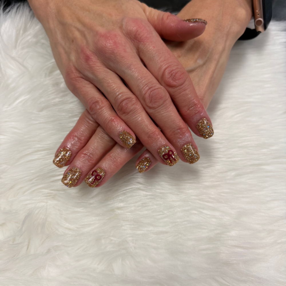 2 Nail Designs at Elsewhere Salon in Richmond, KY