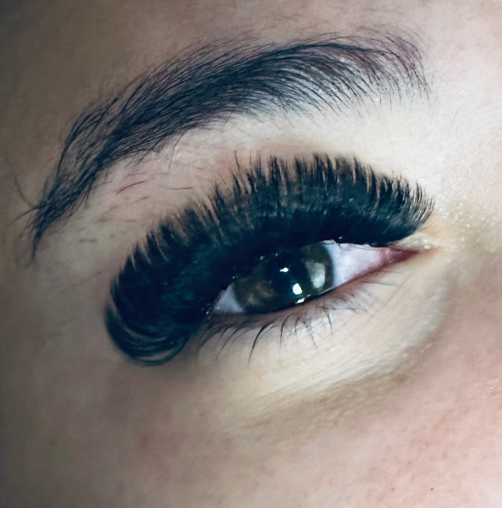 Full Set Mega Lashes