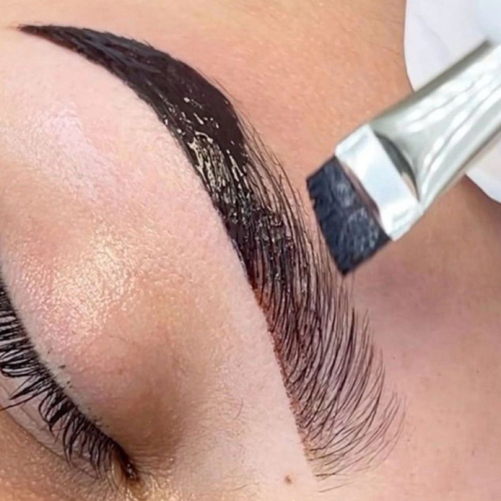 Eyebrow Tint at Chelsea Lilly in Williston, ND