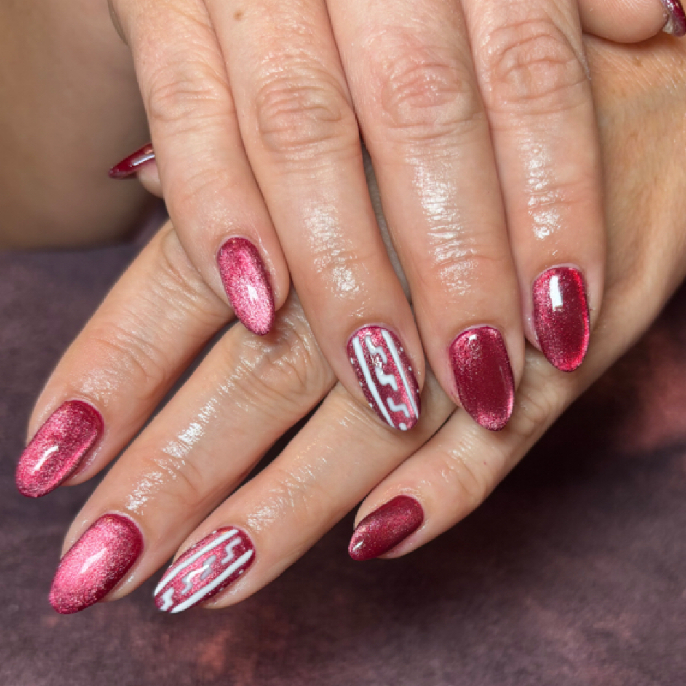 Simply Southern Nail Art at Oyster & Oak Self Care Studio in Walterboro, SC