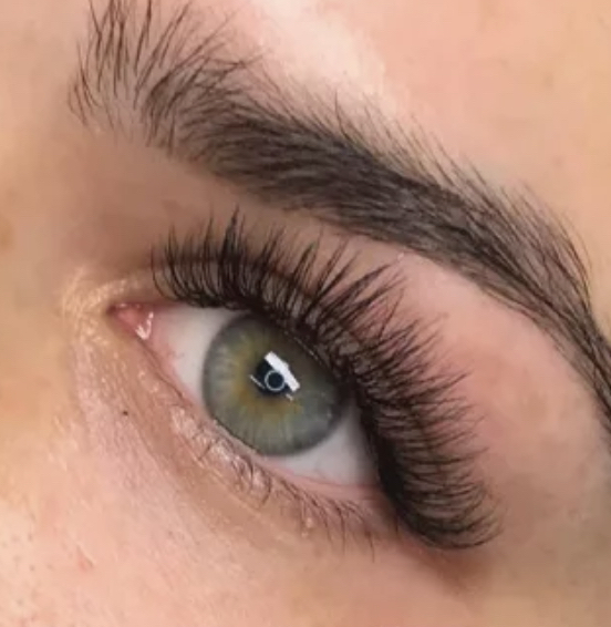 Full Set - LED Hybrid Lashes