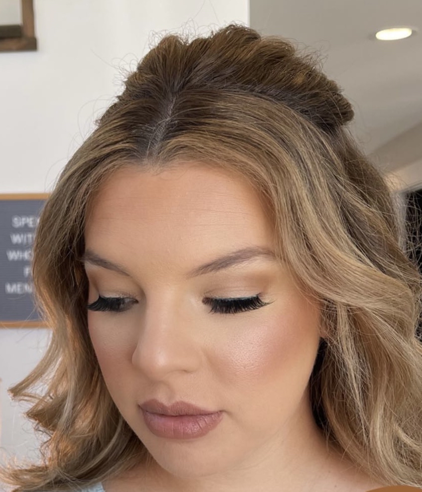 Airbush Makeup