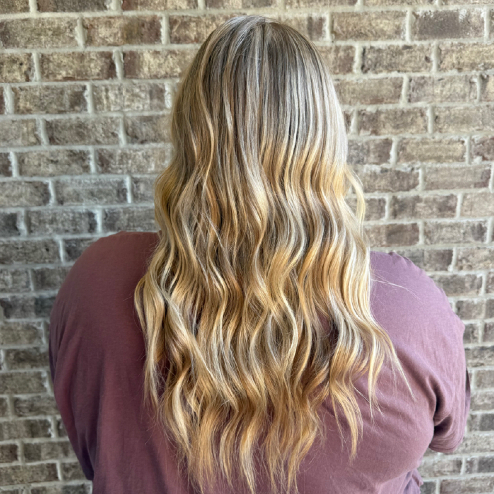 Full Highlight at Limitless Salon & Spa in Edinburgh, IN