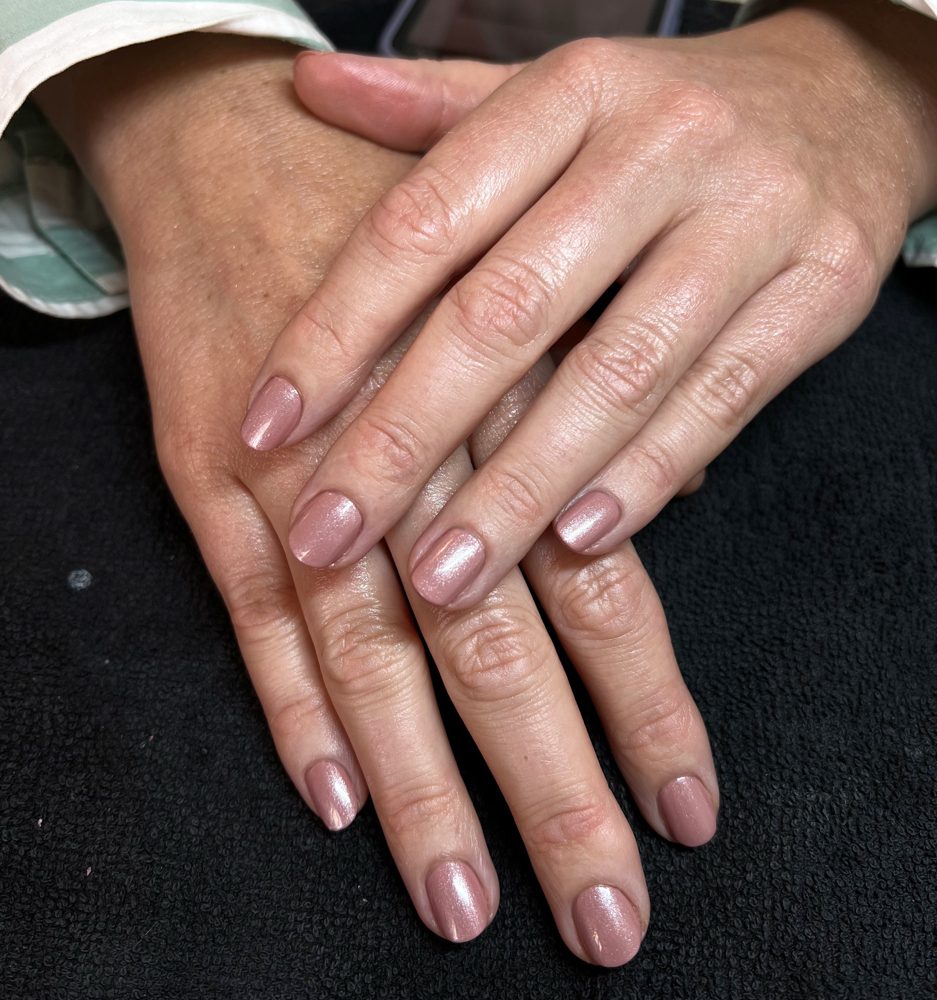 Dazzle Dry Manicure