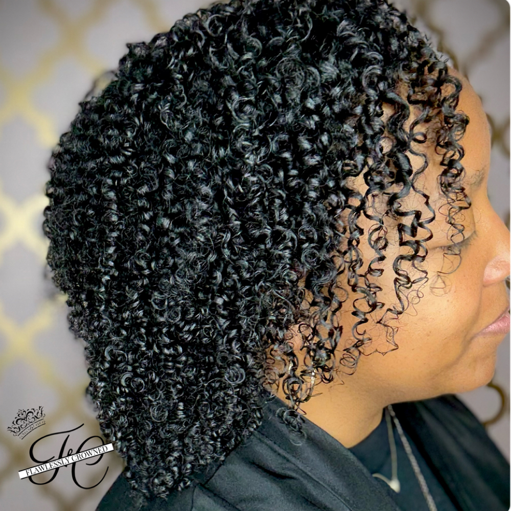 Wash, Define & Go at Flawlessly Crowned Beauty Salon in Chesapeake, VA