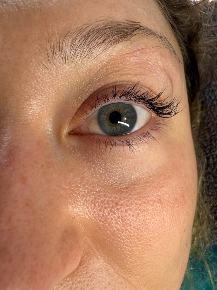 Half-Eye Lash Extensions