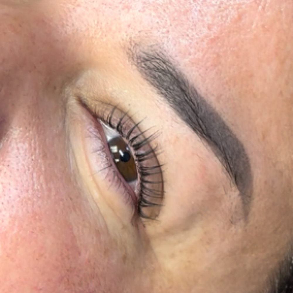 Keratin Lash Lift (+Tint) at Lash Pop Beauty Bar in Santa Ana, CA