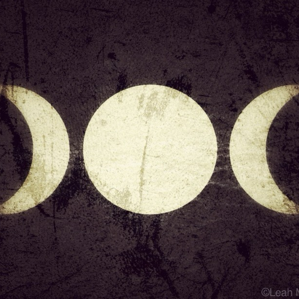 The Super Moon Highlight at Spellbound Beauty Lounge in Cottonwood, AZ