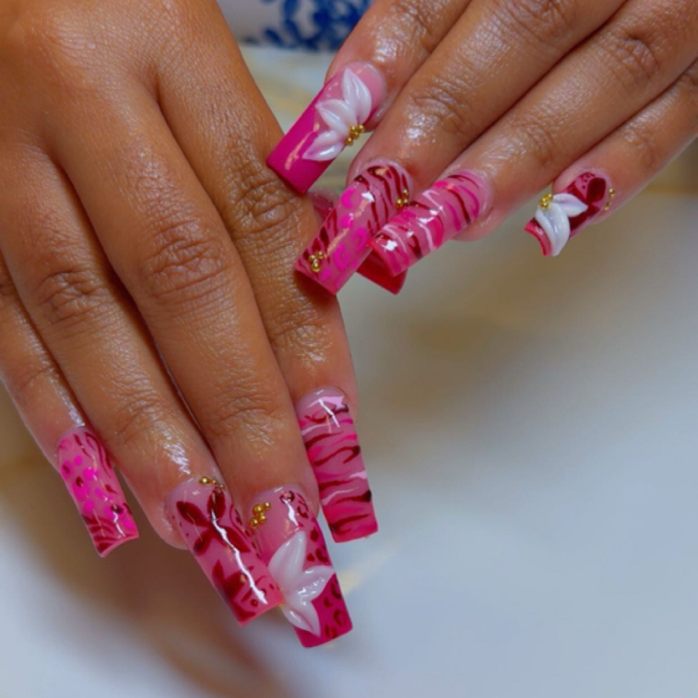 Bundle #4 Medium Set / Acrylic Toes at krystal johnson in San Antonio, TX
