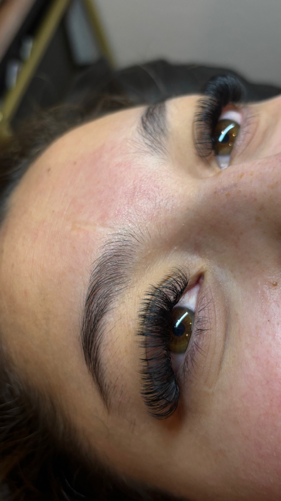 Volume Lash Extensions