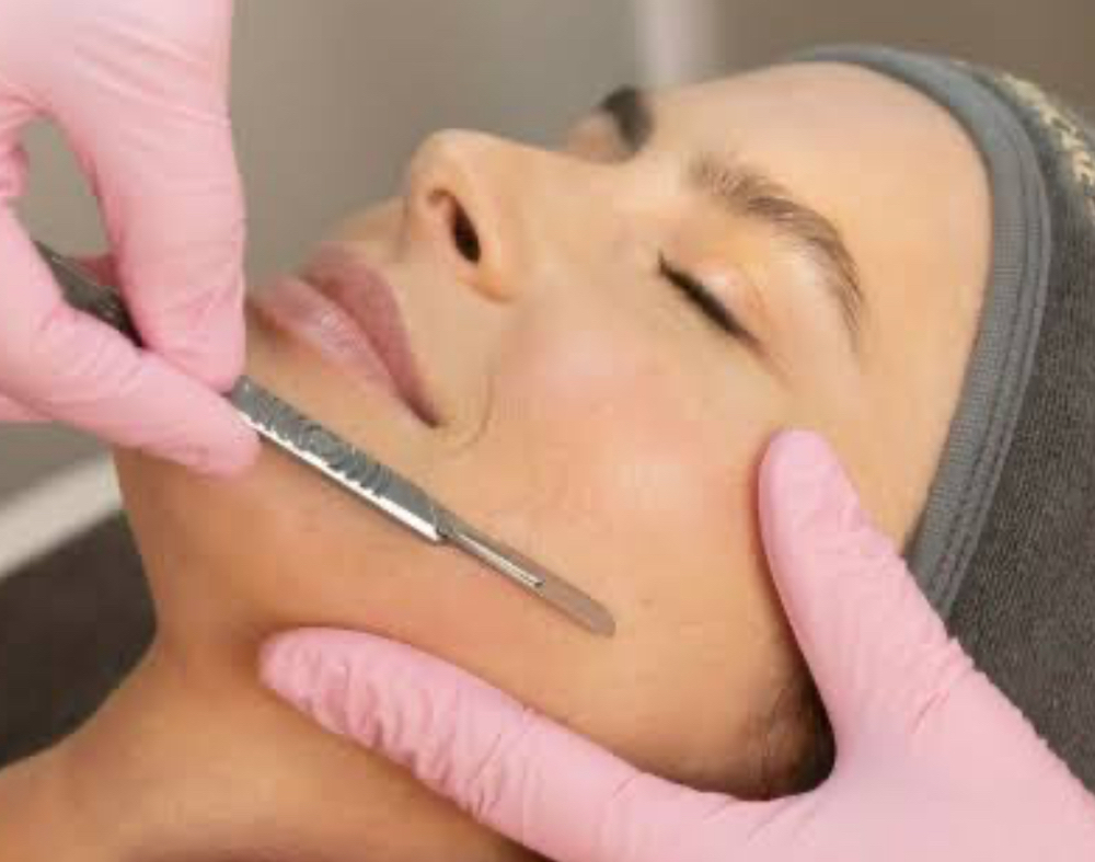 Dermaplane Facial