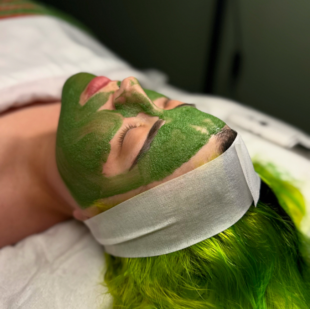 Signature 60 W/ Dermaplane at elle's esthetics in Galesburg, IL