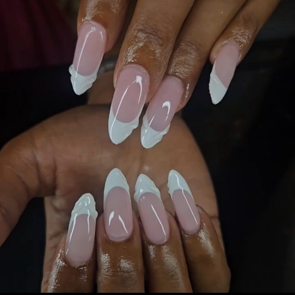 50$ Medium Nails at Nw2d Fayetteville in Fayetteville, AR