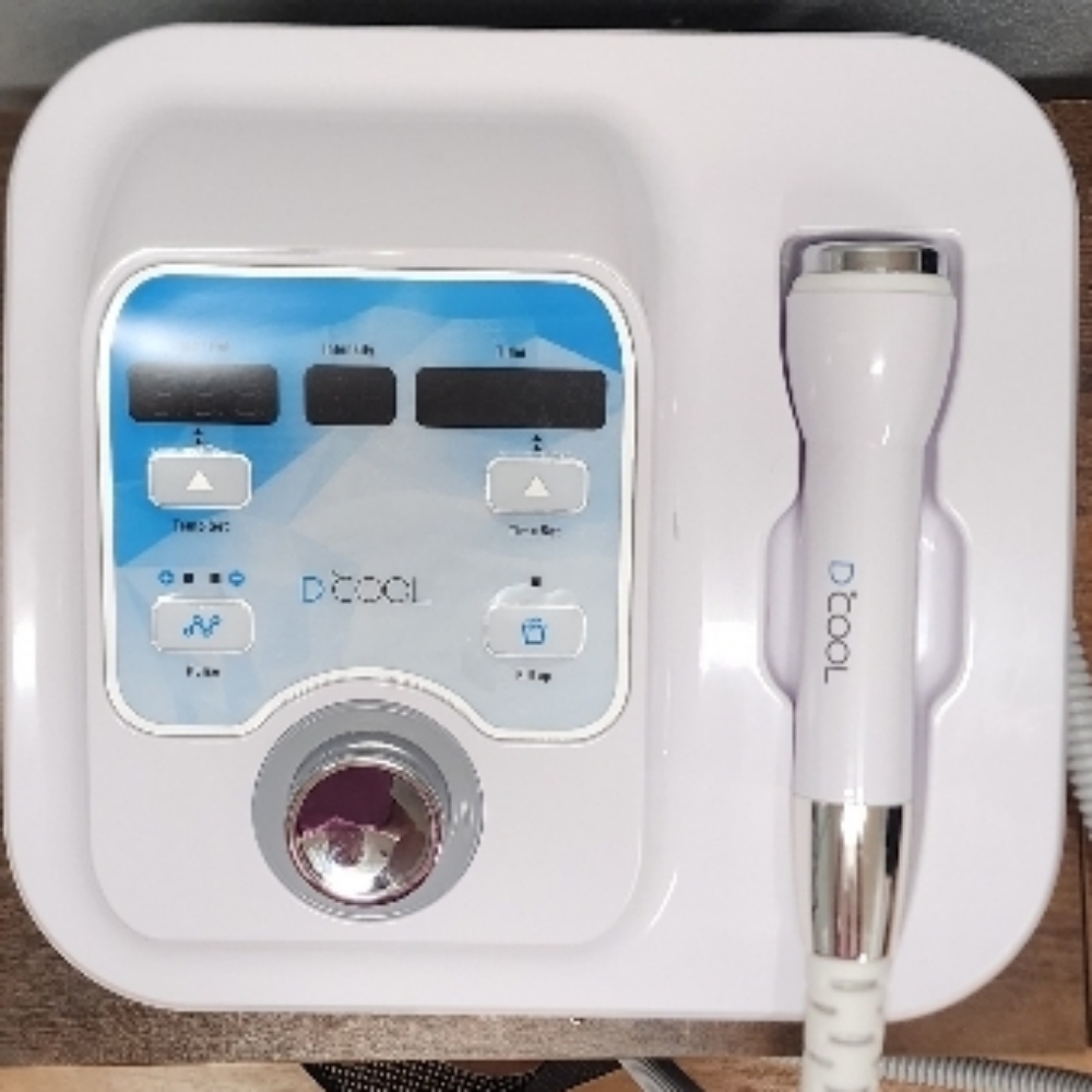 Youthful Face: Eyes & Chin at Curve Love, LLC in Greenfield, OH